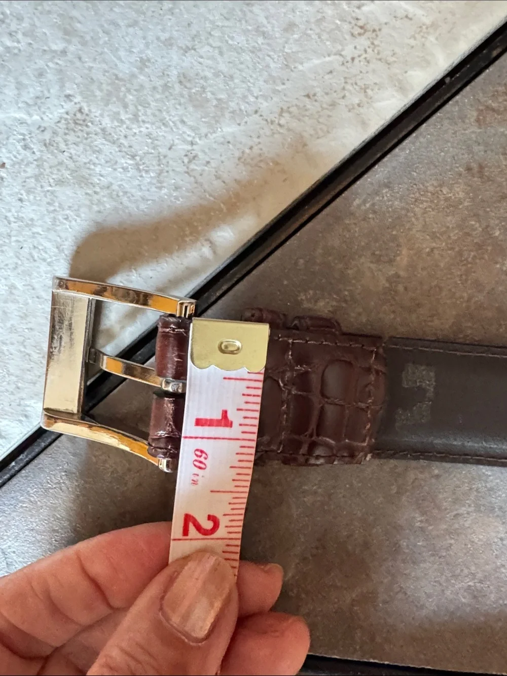 Men's Dark Brown,Croc embossed belt w/ Silver Buckle. Made w/75% bonded leather